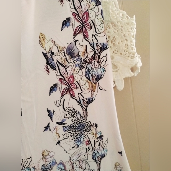 Floral maxi dress, HOST PICK, lace cold shoulder and back zip, summer, blush - Picture 9 of 10